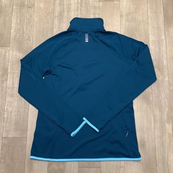 Womens Under Armour Fitted‎ Half Zip Lightweight Performance Active Pullover - Picture 2 of 7